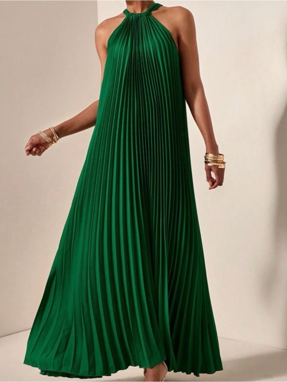 Elegant Emerald Halter Pleated Maxi Dress